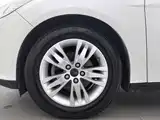 Фото 17 - Ford Focus