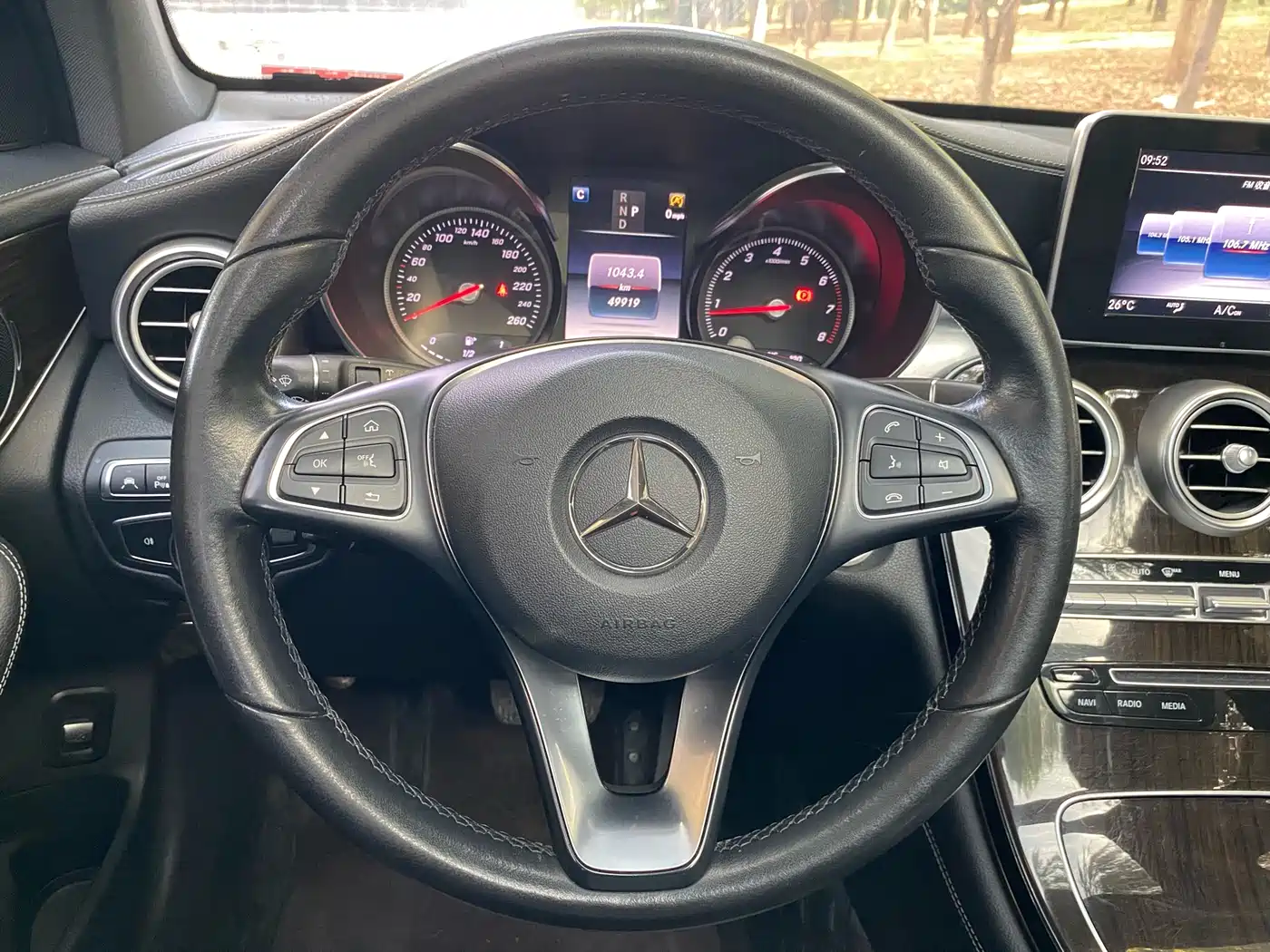 Mercedes-Benz GLC 2019 GLC 260 L 4MATIC Dynamic фото 21