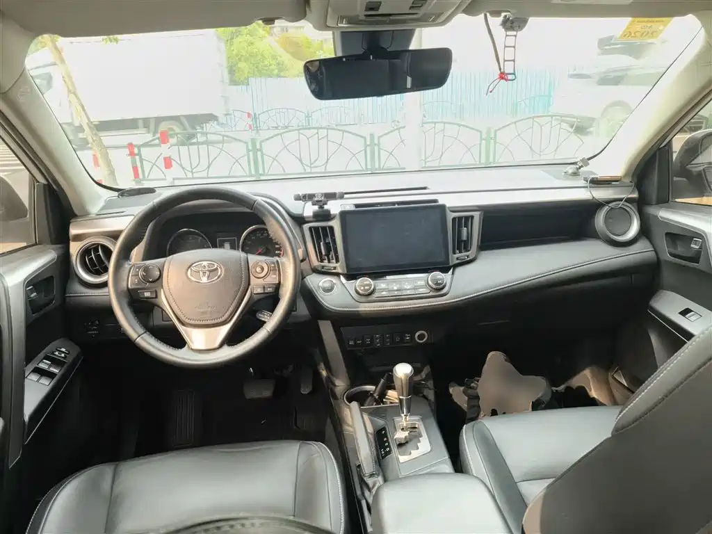 Toyota RAV4 Rongfang 2018 2.5L Automatic 4WD Elite i Edition фото 10