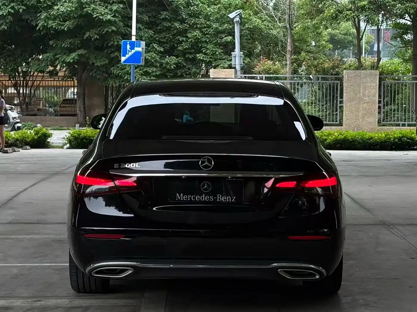 Mercedes-Benz E-Class 2021 E 300 L Premium фото 8