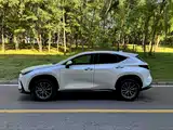 Фото 3 - Lexus NX
