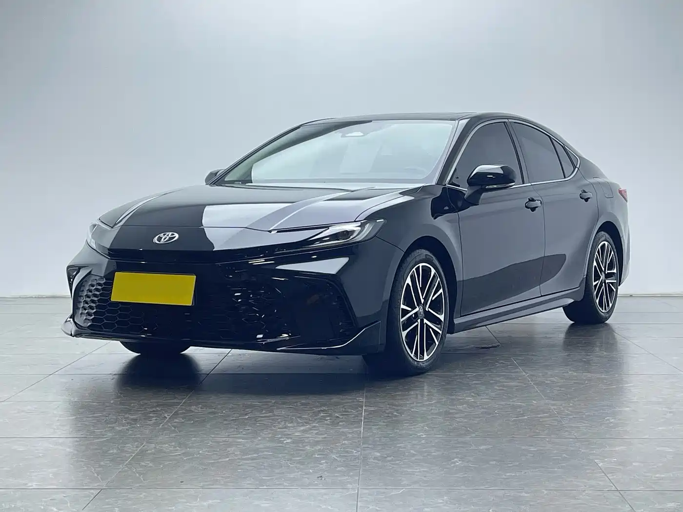 Toyota Camry 2026 Hybrid 2.0HSE Sport Lite Edition