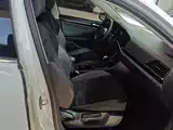 Фото 8 - Volkswagen Sagitar