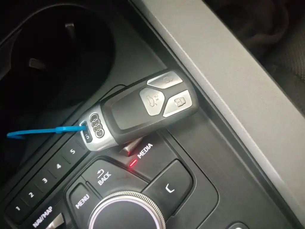 Audi A4L 2019 40 TFSI Progressive (China VI) фото 9