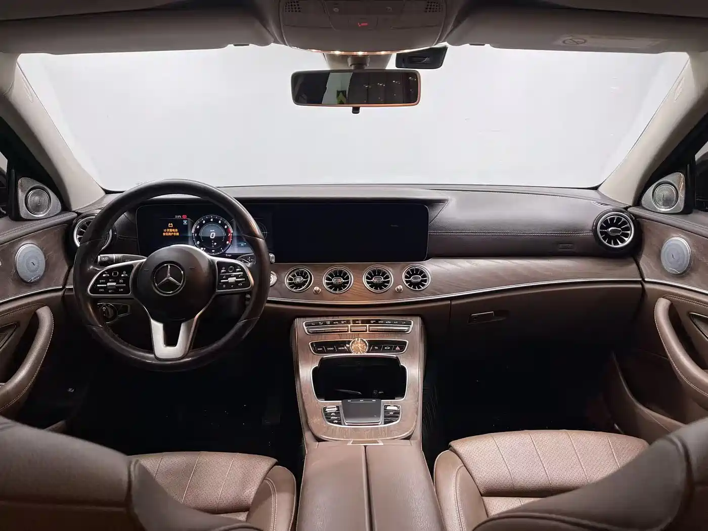 Mercedes-Benz E-Class 2019 E 200 L фото 8