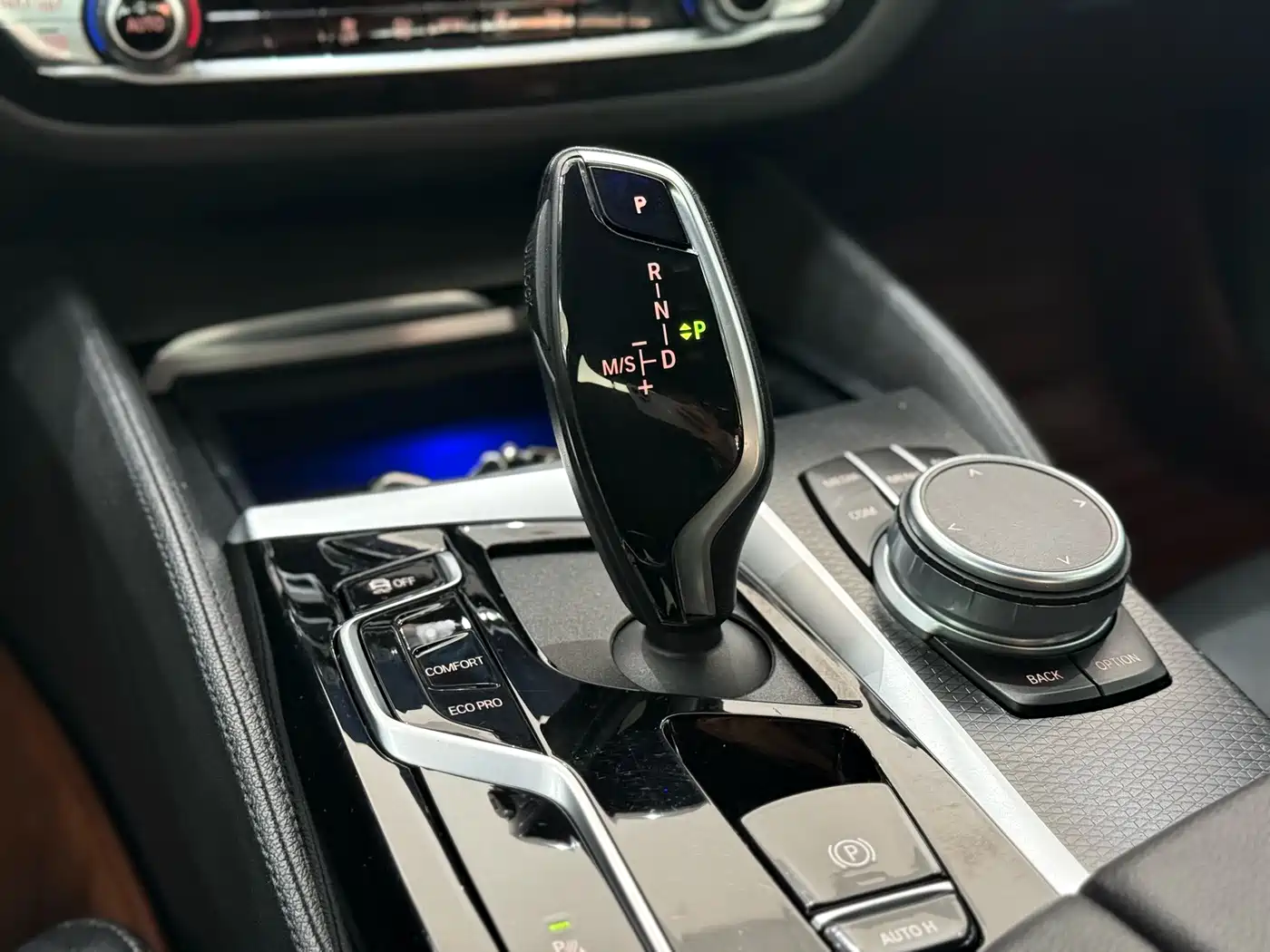 BMW 5 Series (Import) 2021 525i M Sport Package фото 10