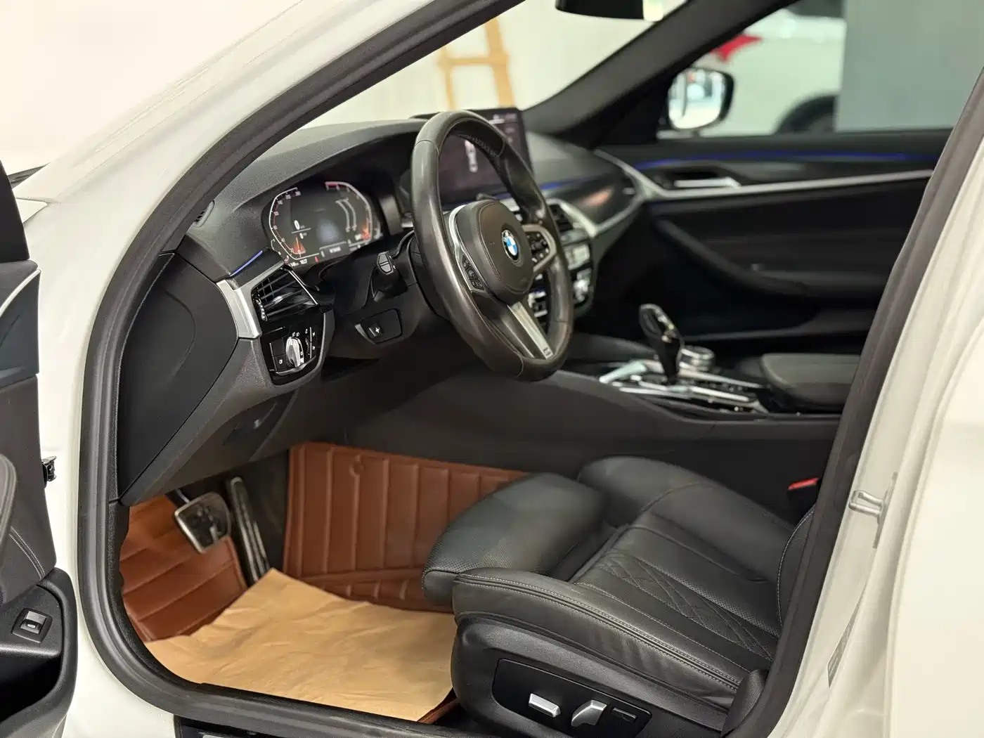 BMW 5 Series (Import) 2021 525i M Sport Package фото 4