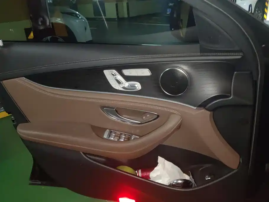 Mercedes-Benz E-Class 2021 E 300 L Sport Fashion фото 7