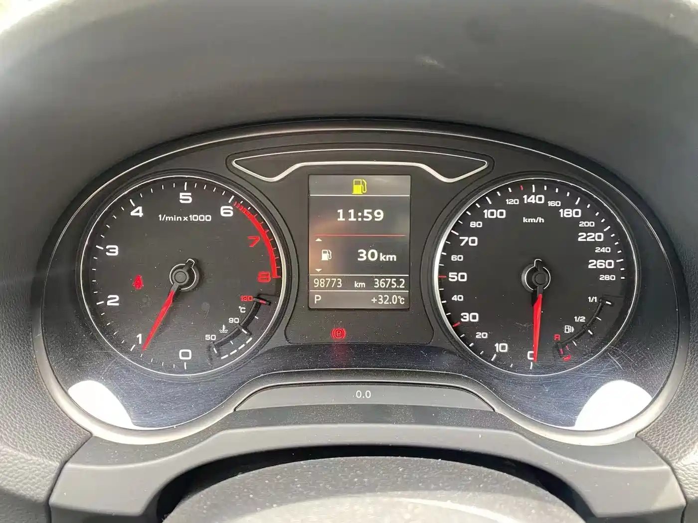 Audi A3 (Import) 2014 2014 Sportback 40 TFSI S line Comfort