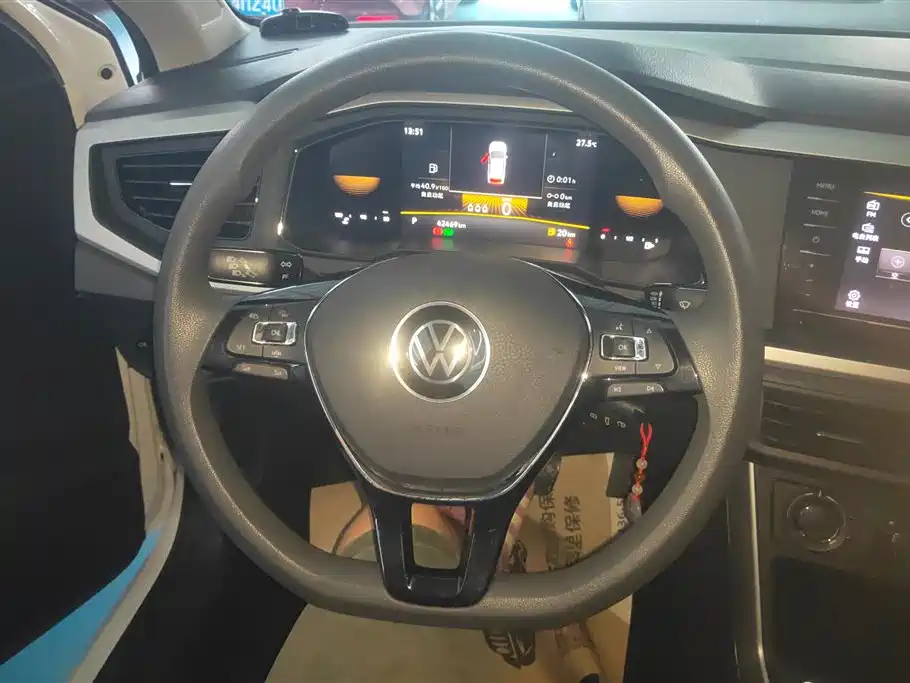 Volkswagen Polo 2023 Plus 1.5L Auto Joyful Living Edition фото 15