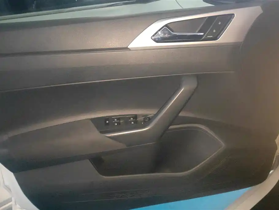 Volkswagen Polo 2023 Plus 1.5L Auto Joyful Living Edition фото 7