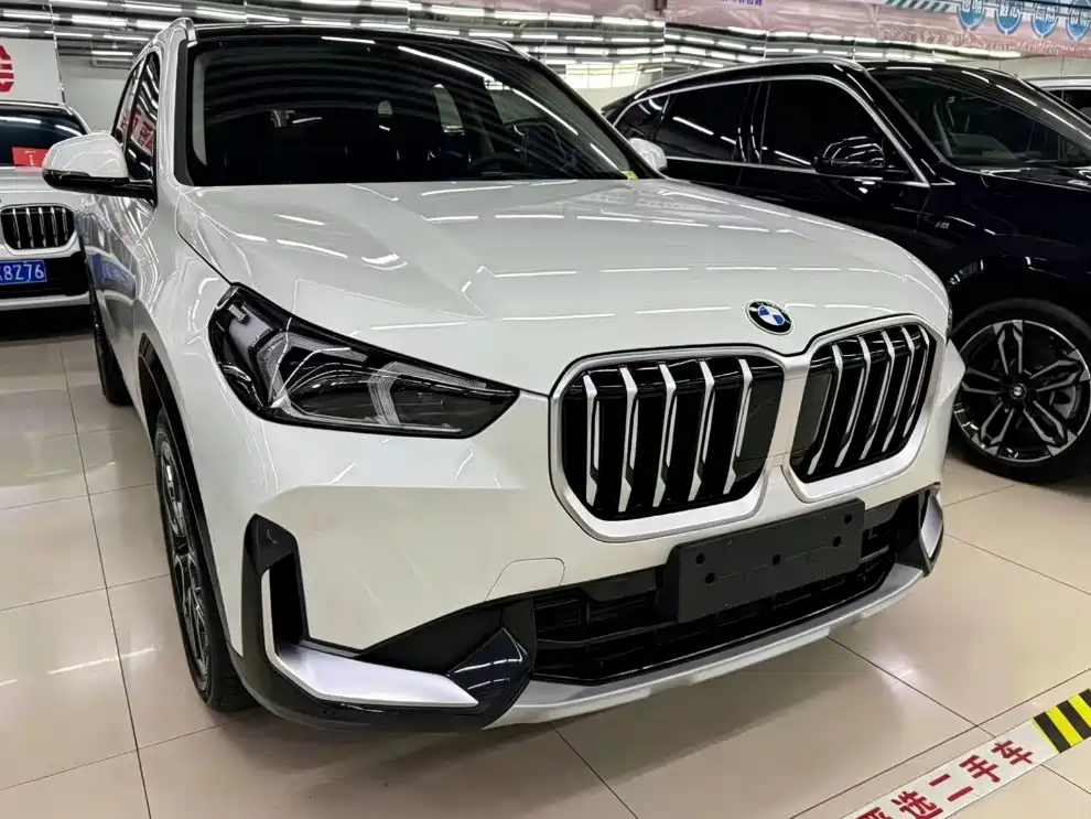 BMW X1 2025 sDrive25Li X Design Package фото 2