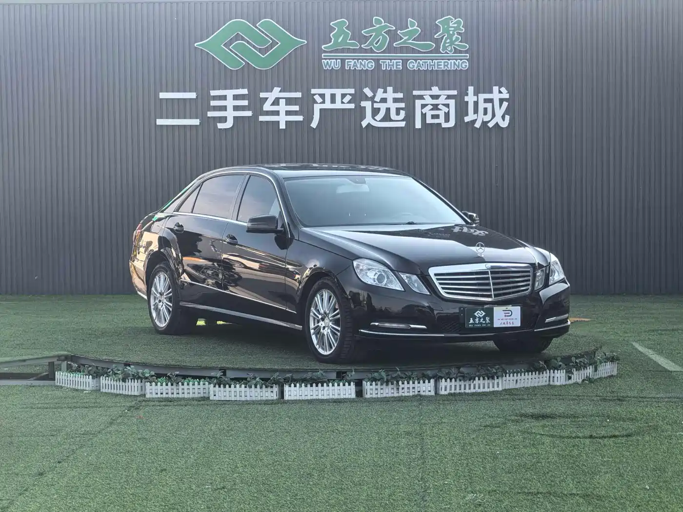 Mercedes-Benz E-Class 2012 E 200 L CGI Elegance фото 3