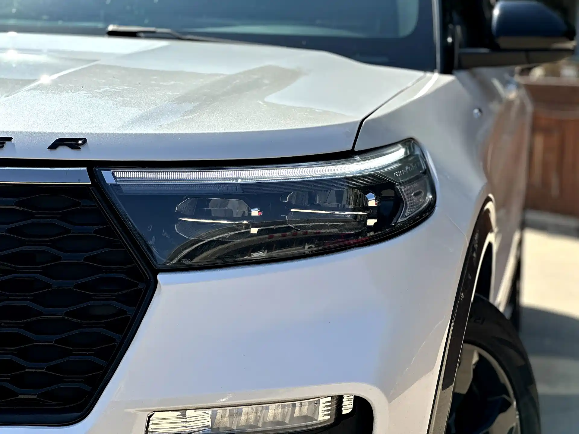 Фото 35 - Ford Explorer
