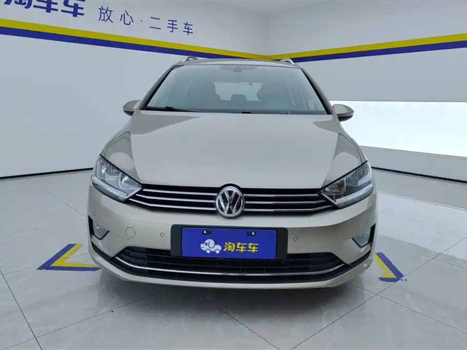 Volkswagen Golf Sportsvan 2016 230TSI Automatic Progressive фото 2