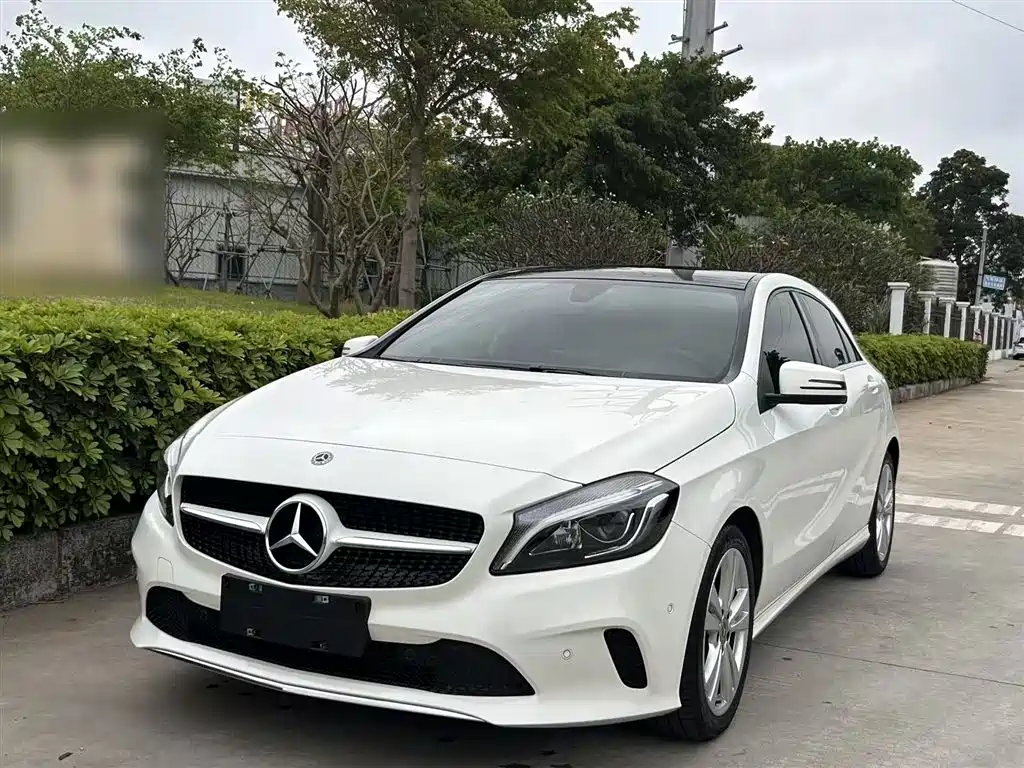 Mercedes-Benz A-Class (Import) 2017 Facelift A 200 Dynamic