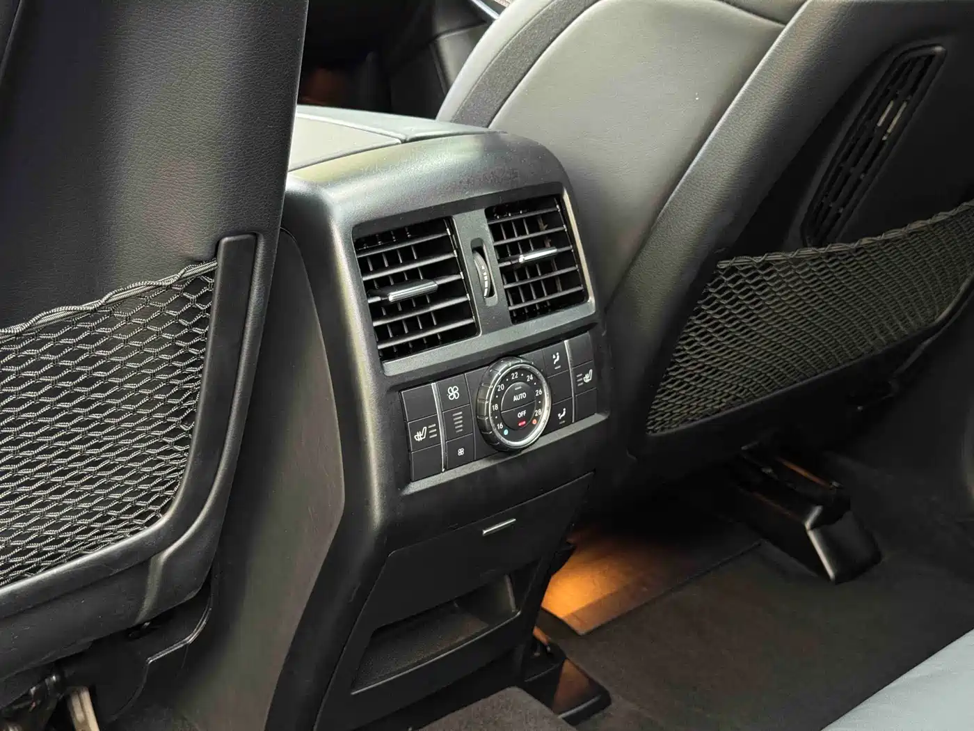 Mercedes-Benz GL-Class AMG 2014 AMG GL 63 фото 7