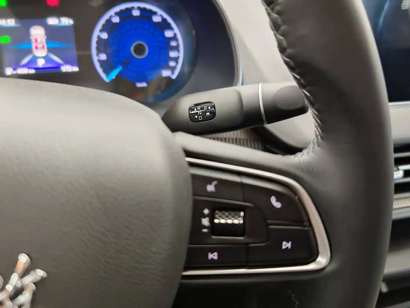 Hongqi E-QM5 2025 610km PLUS фото 17