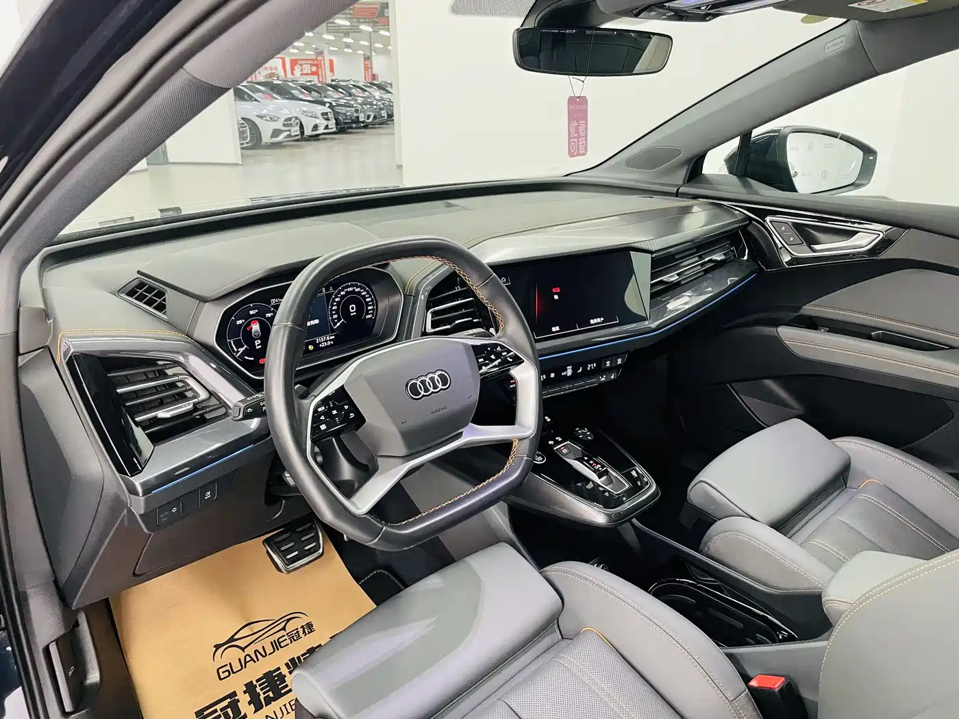 Audi Q4 e-tron 2024 40 e-tron Creation Edition фото 6
