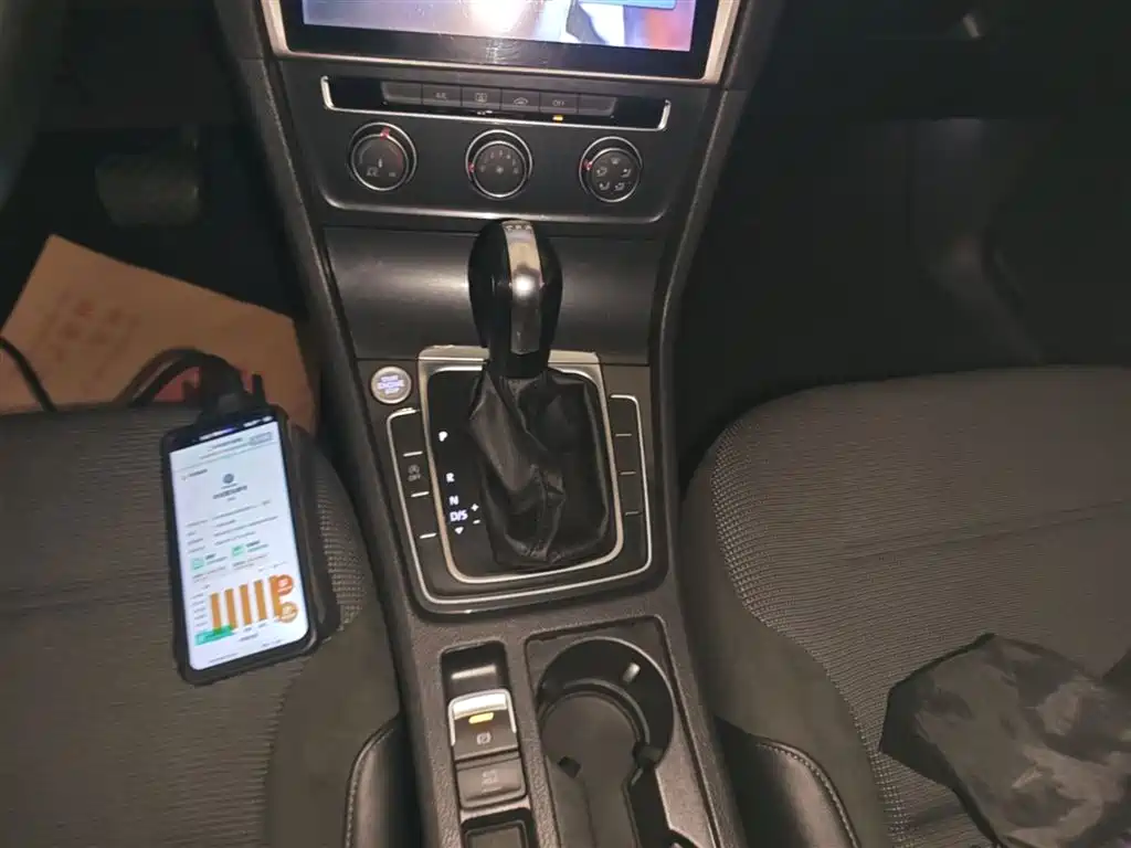 Volkswagen Golf 2018 230TSI Automatic Comfort фото 14