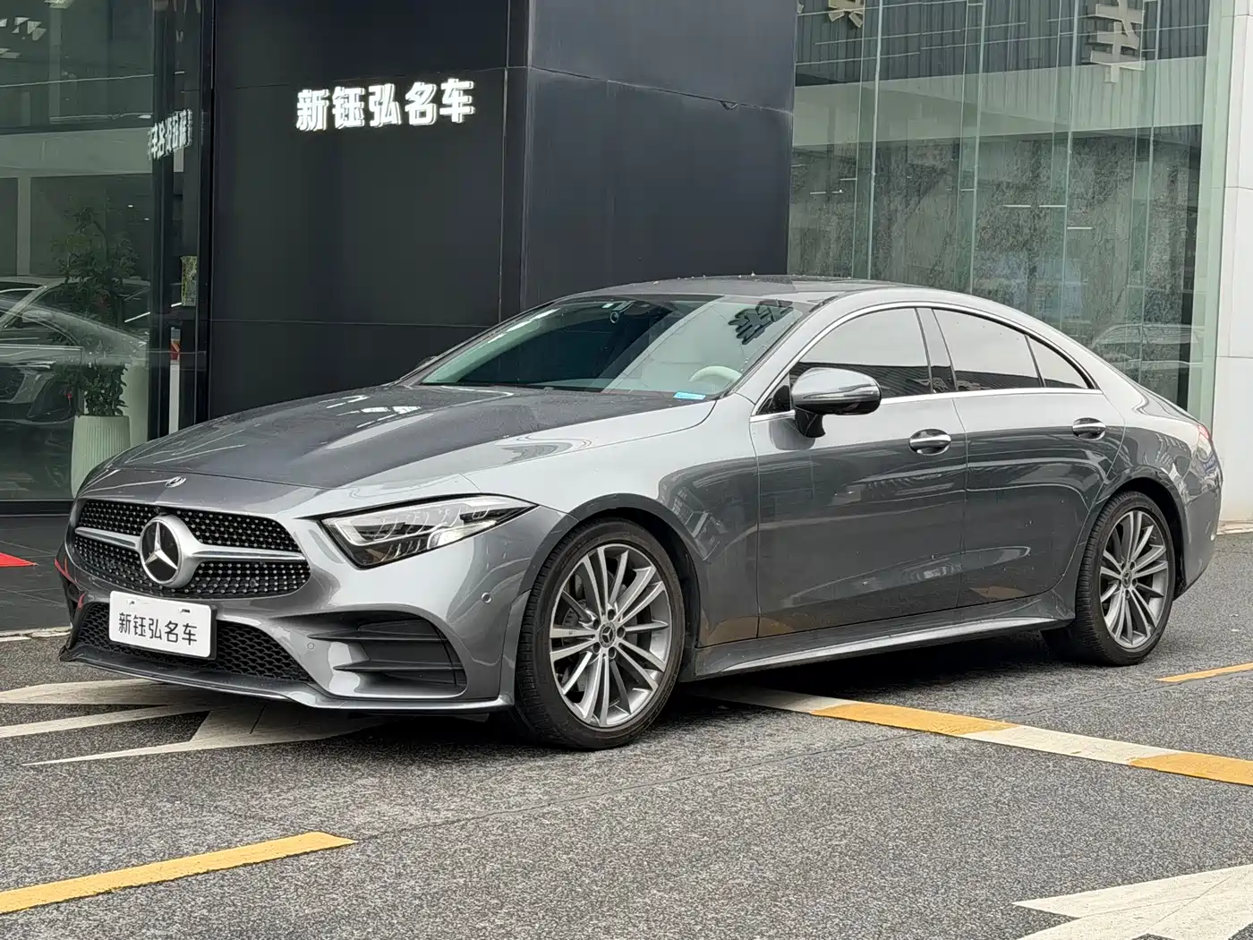 MERCEDES-BENZ CLS
