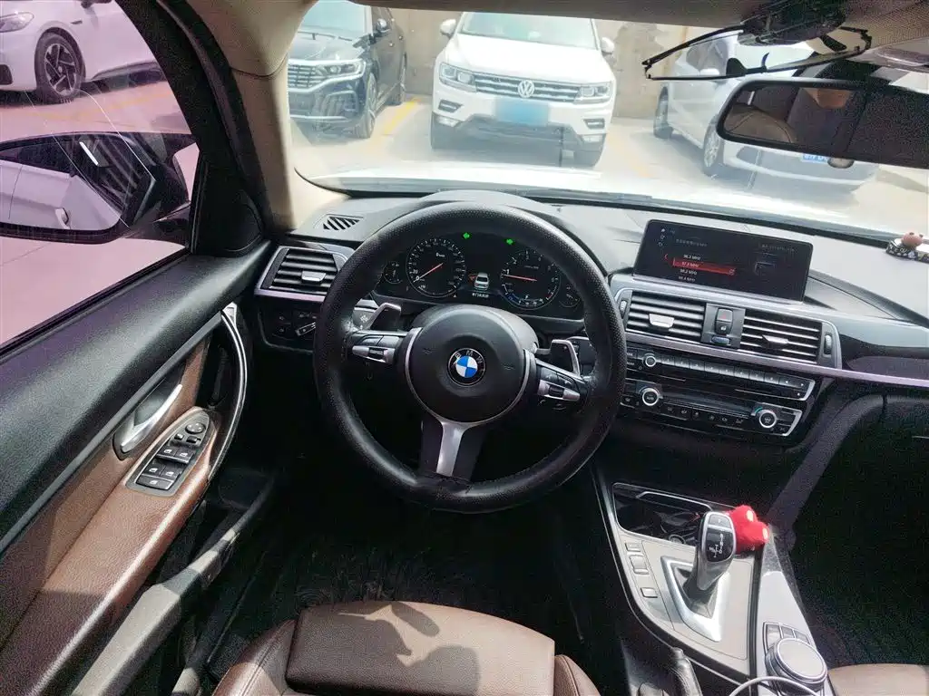 BMW 3 Series 2018 320Li Leading M Sport Package фото 11
