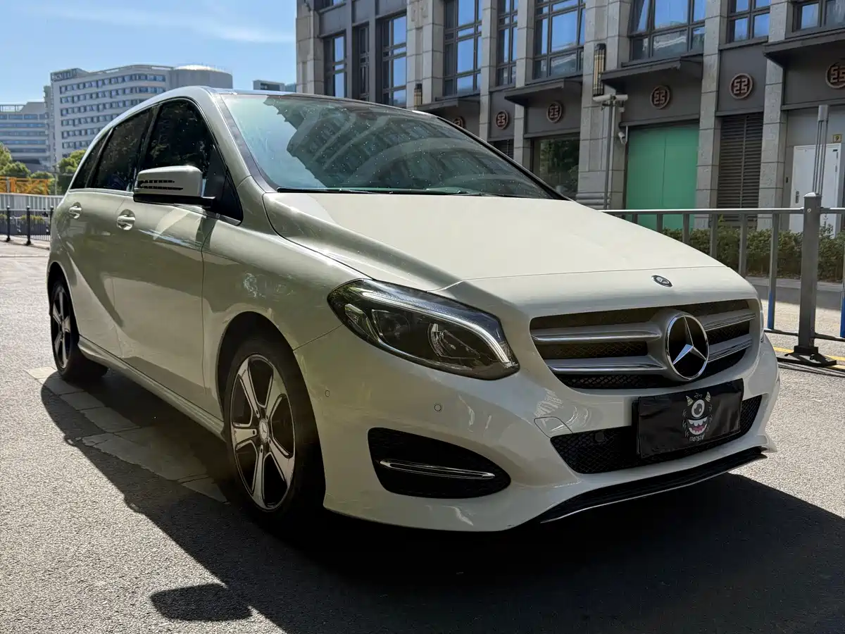 Mercedes-Benz B-Class 2015 B 200 Style фото 3