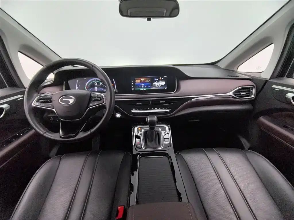 GAC Trumpchi Trumpchi M6 2023 PRO 270T DCT Luxury Edition фото 5