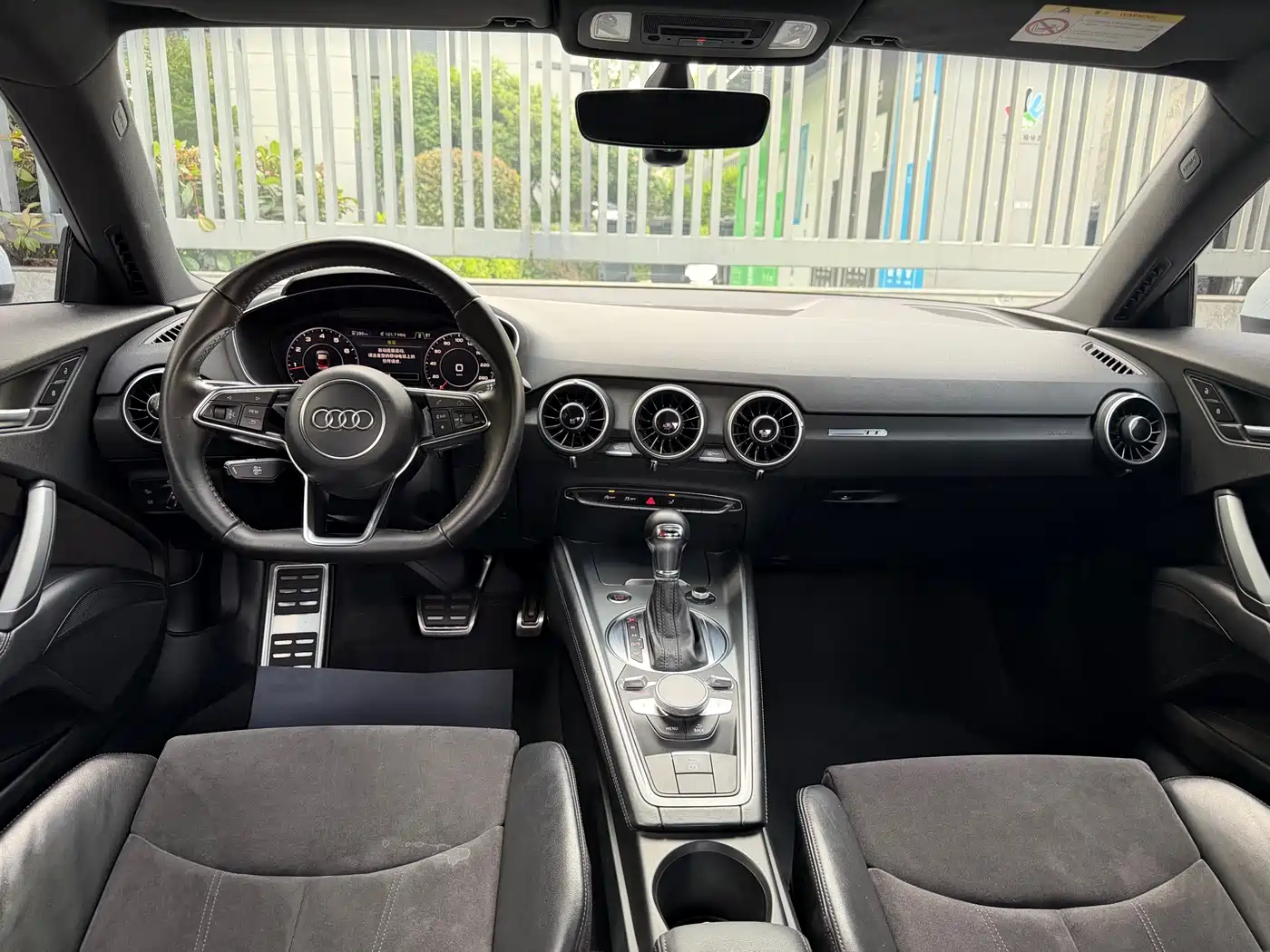 Audi TT 2015 TT Coupe 45 TFSI фото 6