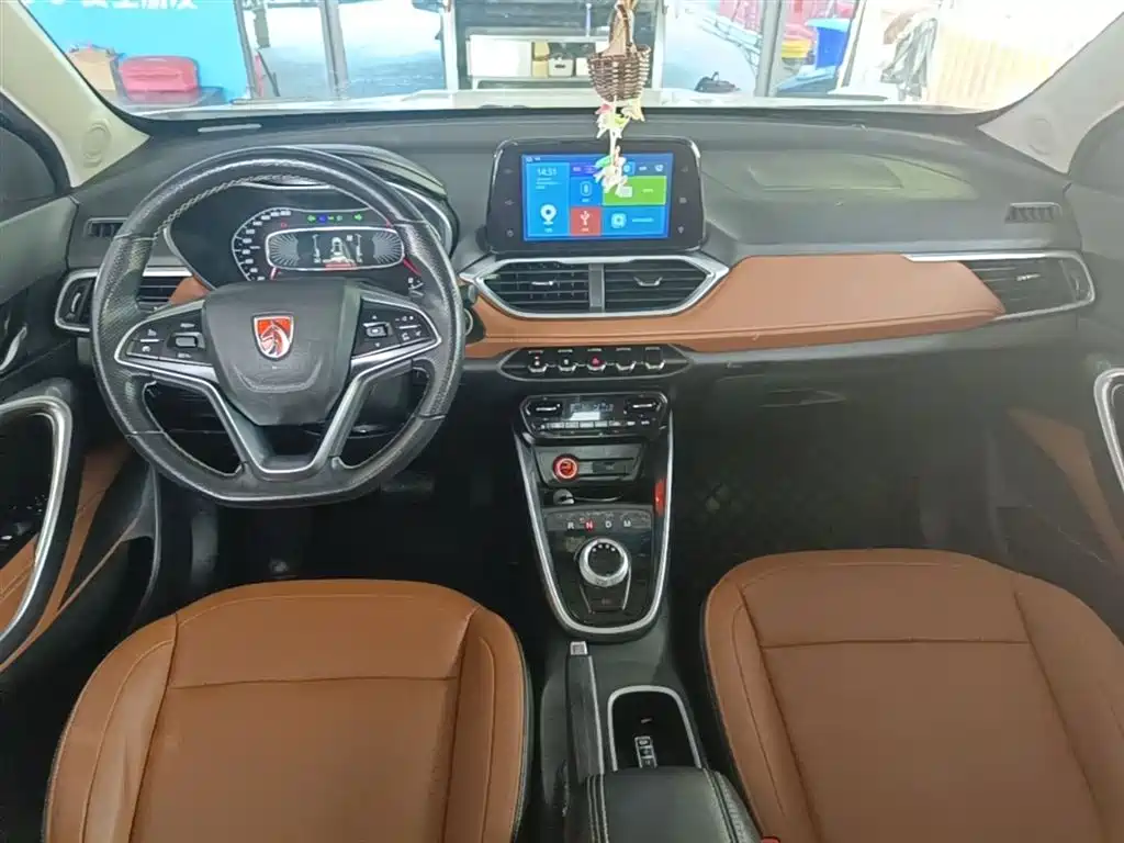 Baojun 510 2018 2017 1.5L Auto Luxury