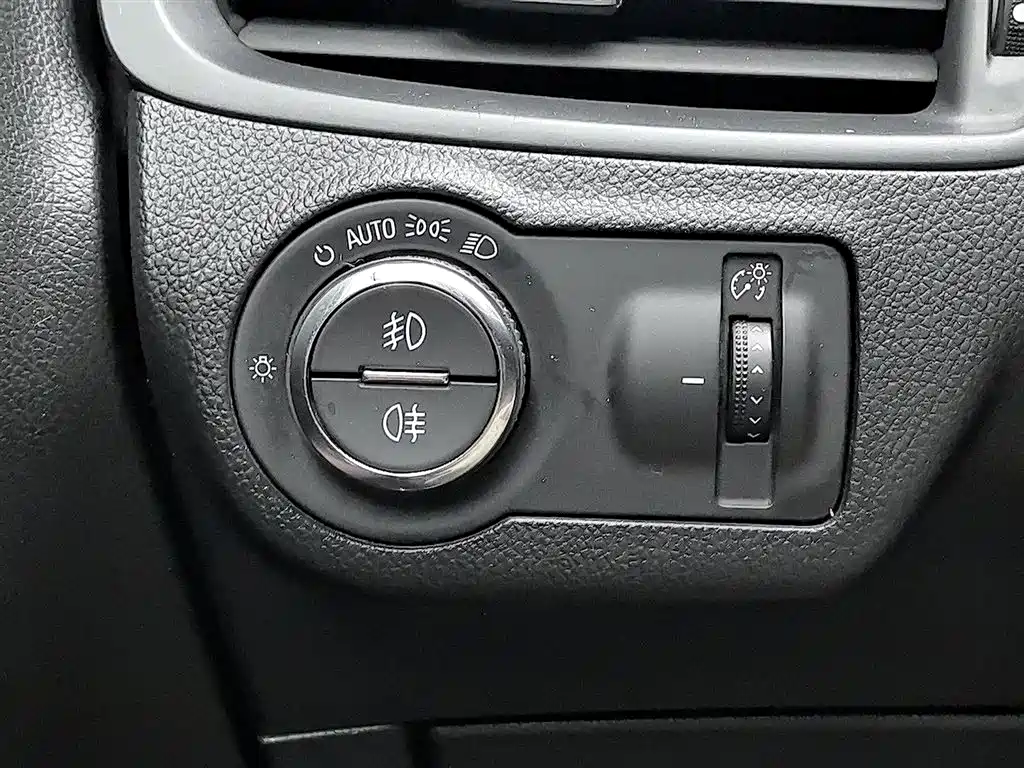 Buick Envision Plus 2014 28T 4WD Luxury фото 21