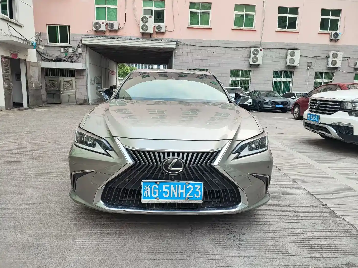 Lexus ES 2018 200 Excellence Edition China V фото 2
