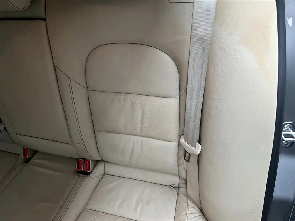 Škoda Superb 2012 1.8TSI Automatic Elegance Edition фото 14