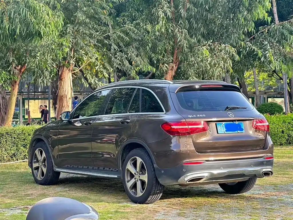 Mercedes-Benz GLC 2017 GLC 260 4MATIC Luxury фото 8