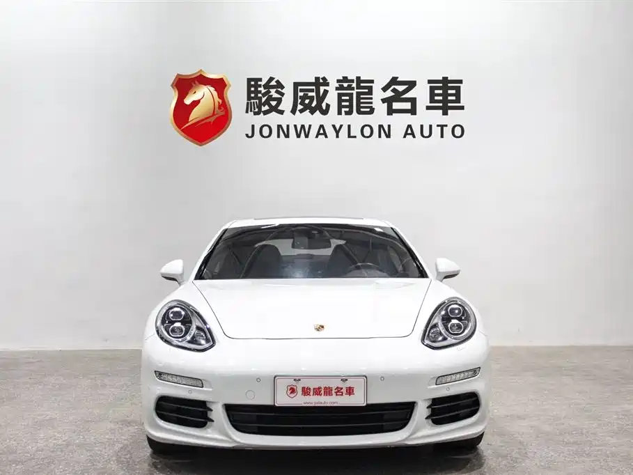 Porsche Panamera 2014 Panamera 3.0T фото 2