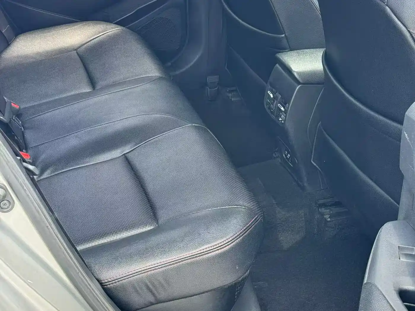 Toyota Corolla 2019 Hybrid 1.8L E-CVT GL-i Elite Edition фото 8