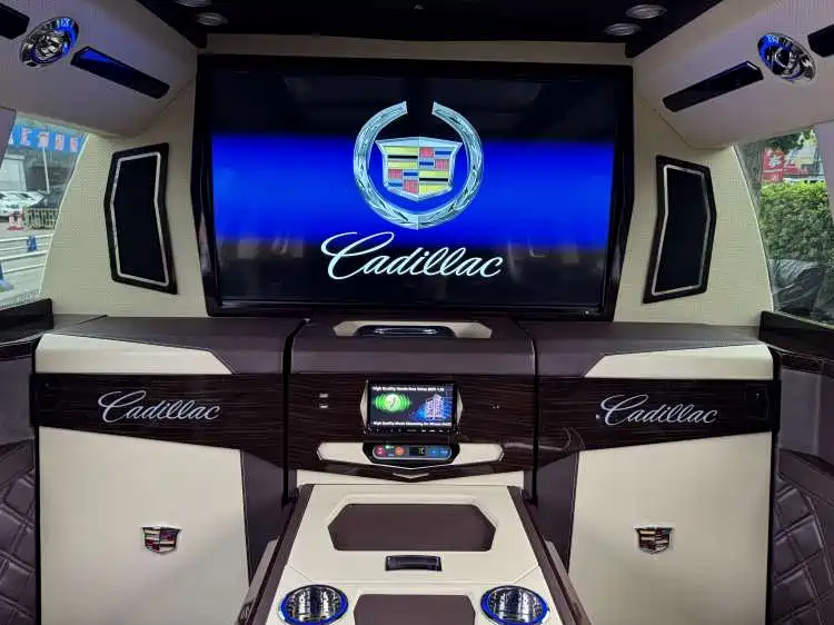 Cadillac Escalade 2017 6.2L ESV Platinum Extended фото 7