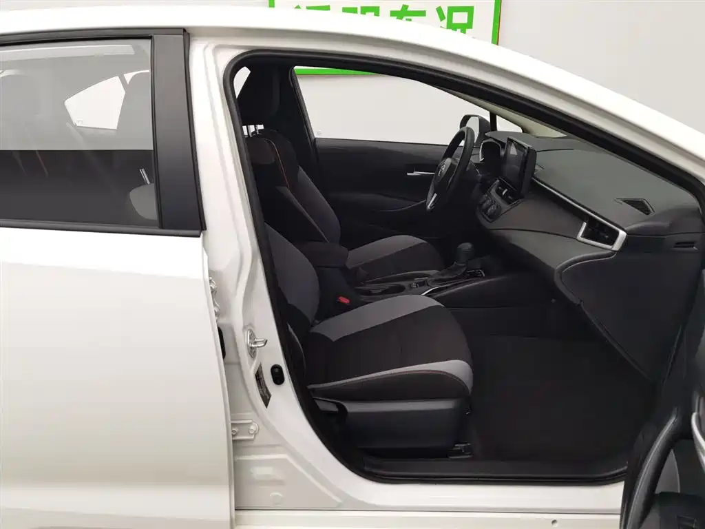 Toyota Corolla 2023 1.2T Pioneer Edition фото 23