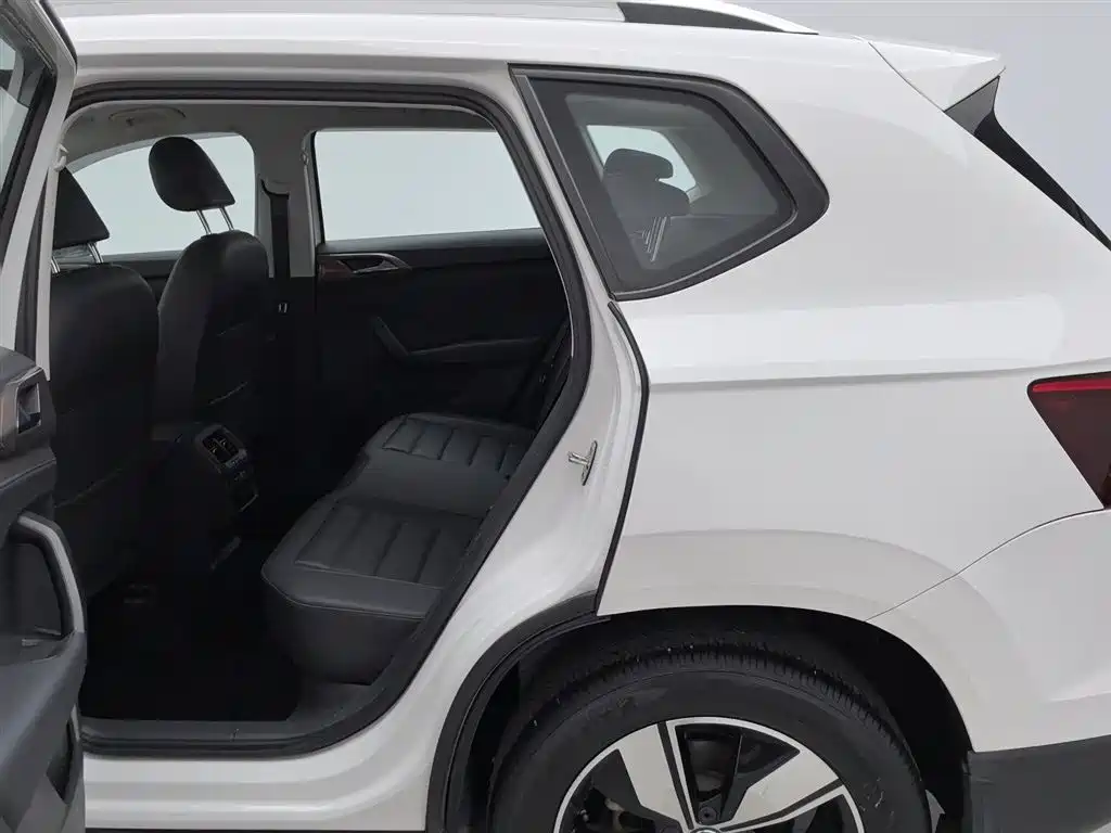 Volkswagen Tharu 2021 Model 280TSI 2WD Comfort Edition фото 15
