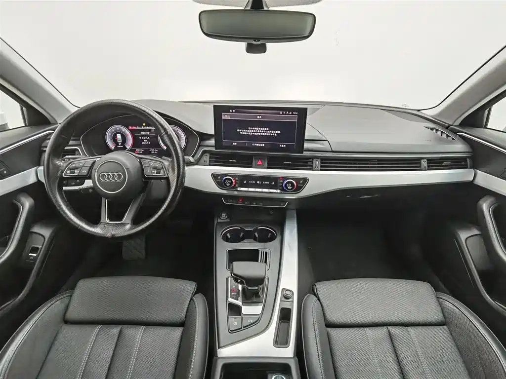 Audi A4L 2020 40 TFSI Luxury Dynamic фото 5