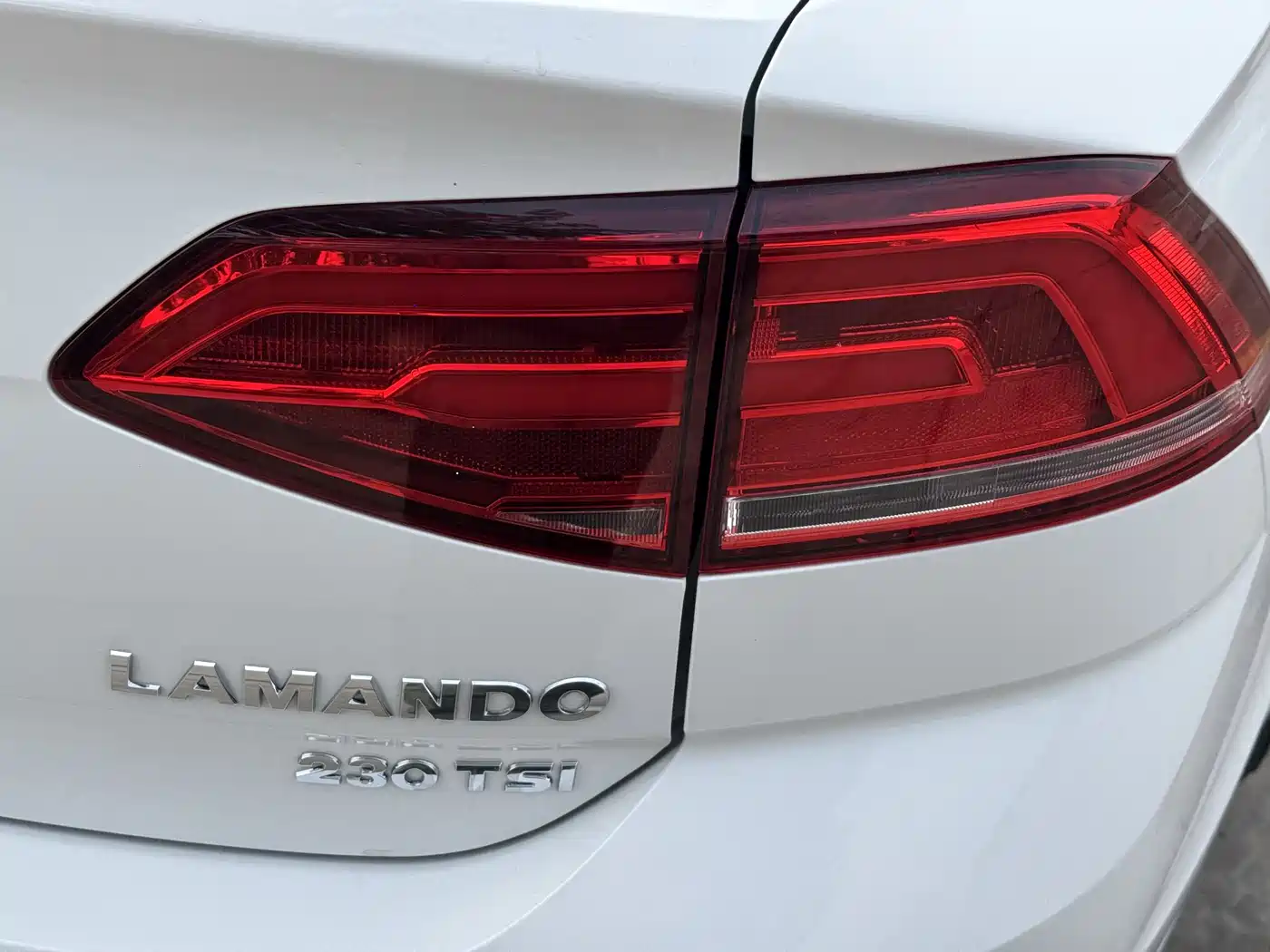 Volkswagen Lamando 2017 230TSI DSG Trend Edition фото 15