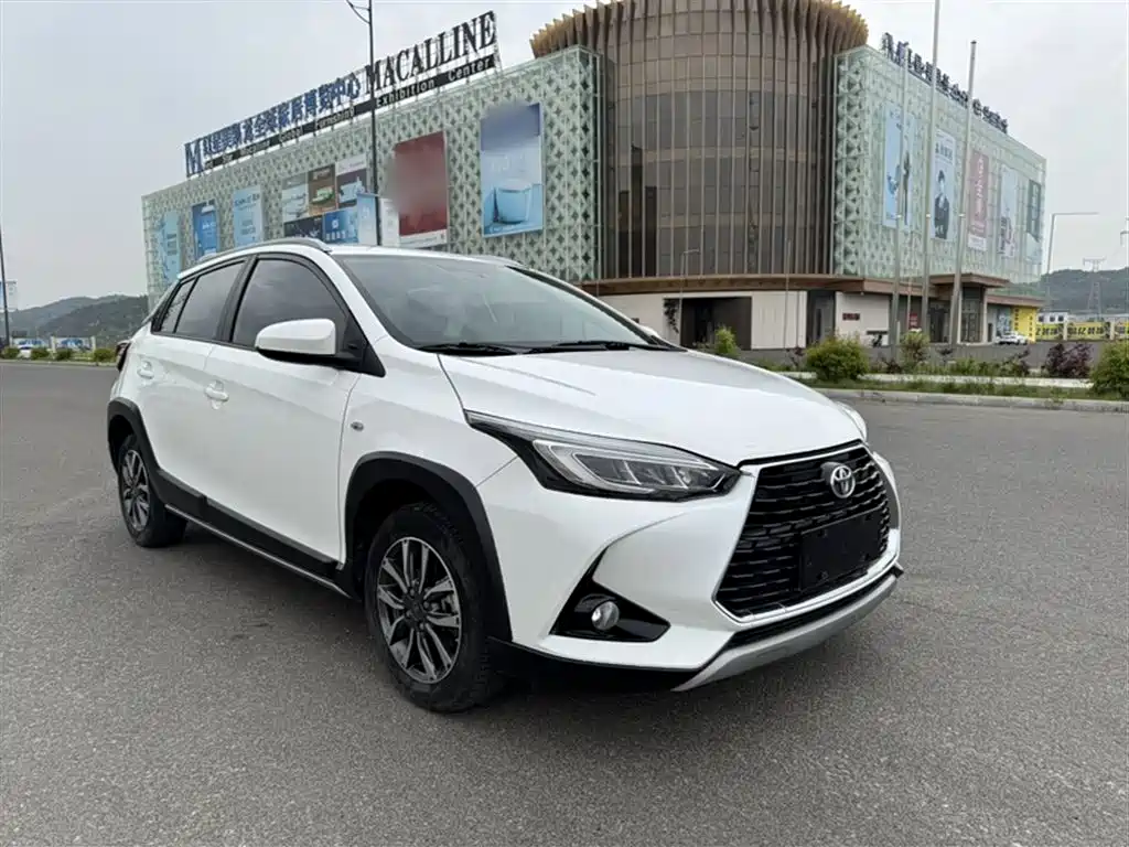 Toyota YARiS L Zhi Xuan 2021 Zhi Xuan X 1.5L CVT Luxury Edition фото 6