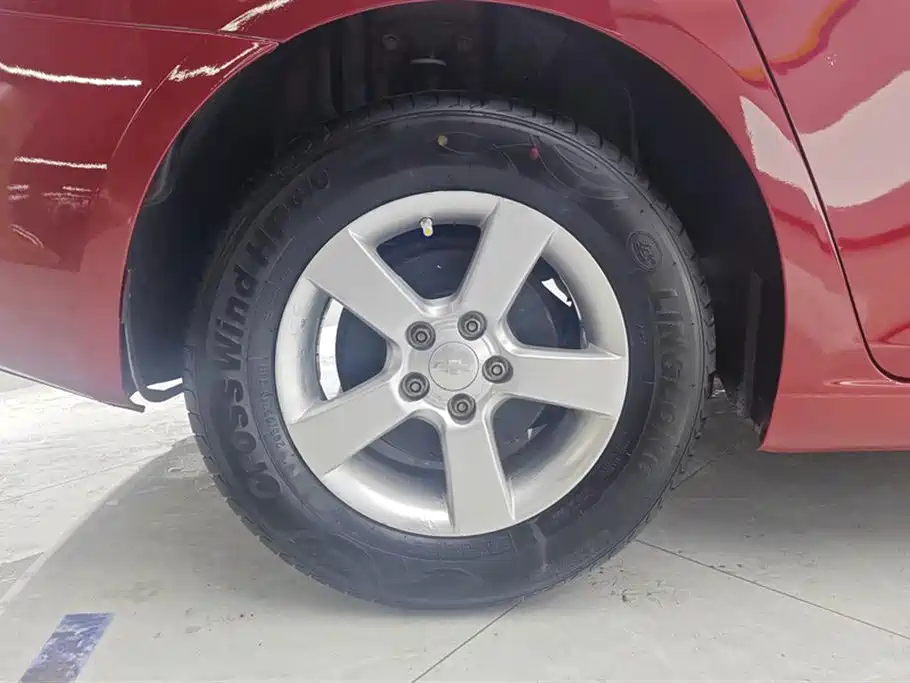 Chevrolet Cruze 2011 2009 1.6L SL MT