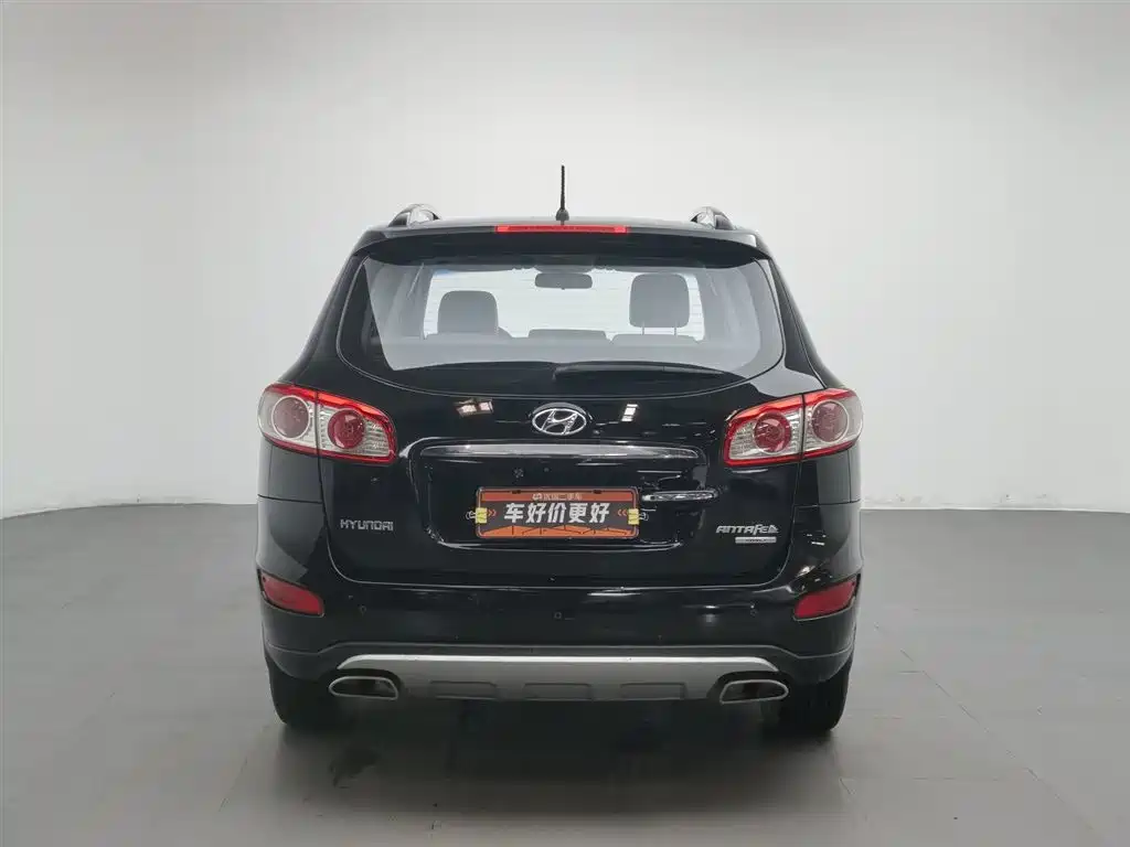 Hyundai Santa Fe Classic 2012 2.4 Ultimate Edition 7-Seater AWD фото 4