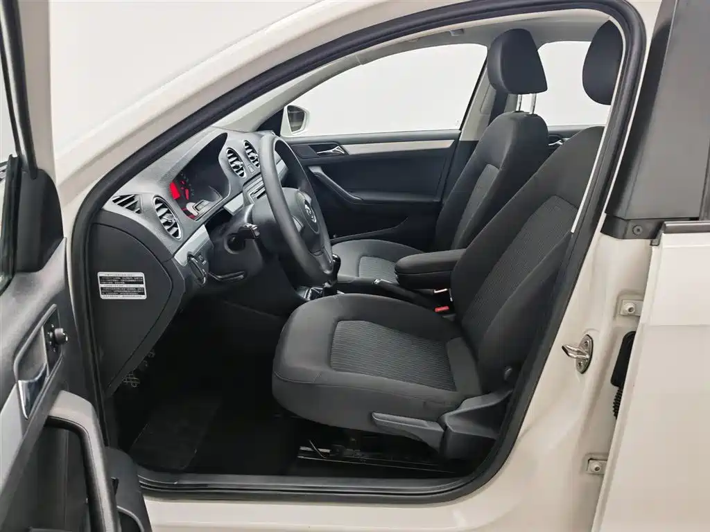 Volkswagen Jetta 2015 Value Edition 1.6L Manual Comfort фото 10
