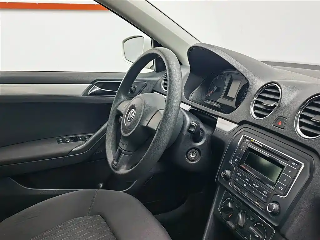 Volkswagen Jetta 2015 Value Edition 1.6L Manual Comfort фото 22