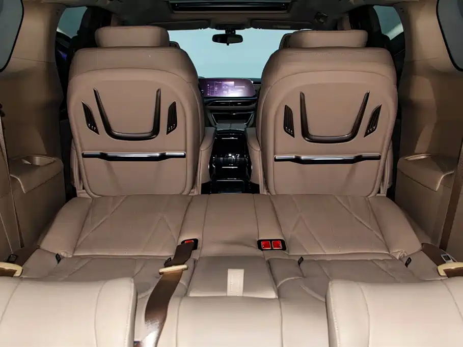 Buick GL8 2025 Land Business Class First Edition фото 25