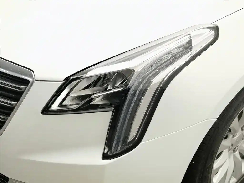 Cadillac XTS 2018 28T Technology фото 7