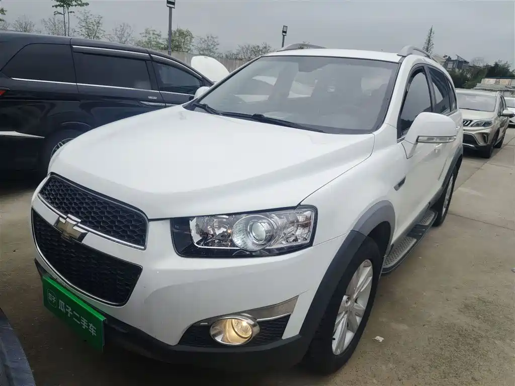 Chevrolet Captiva 2014 2.4L 4WD Flagship 7-seater фото 2