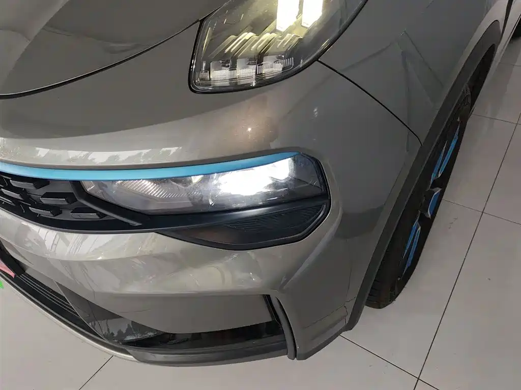 Lynk & Co 01 2021 2.0TD 2WD Shine Pro фото 24